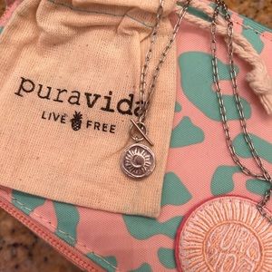 Pura Vida Sun toggle necklace